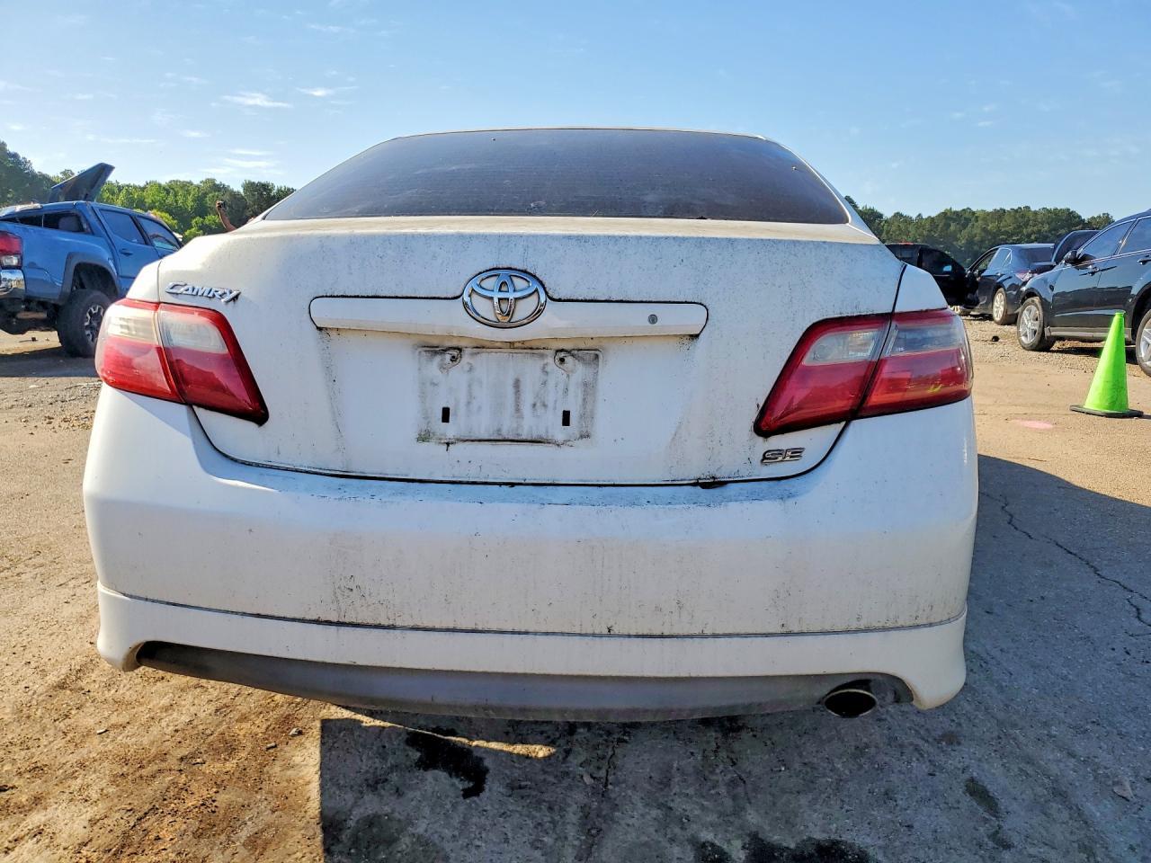 2009 Toyota Camry Se - Image 6