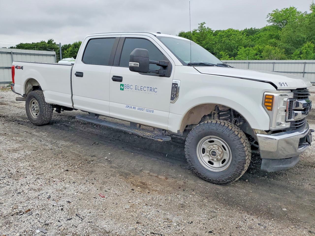 2019 Ford F250 Super Duty - Фото 4