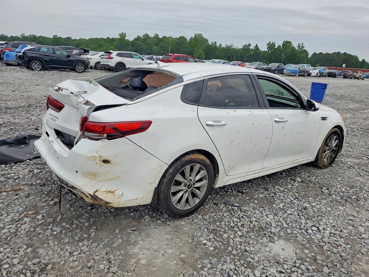 2018 Kia Optima S - Фото 3