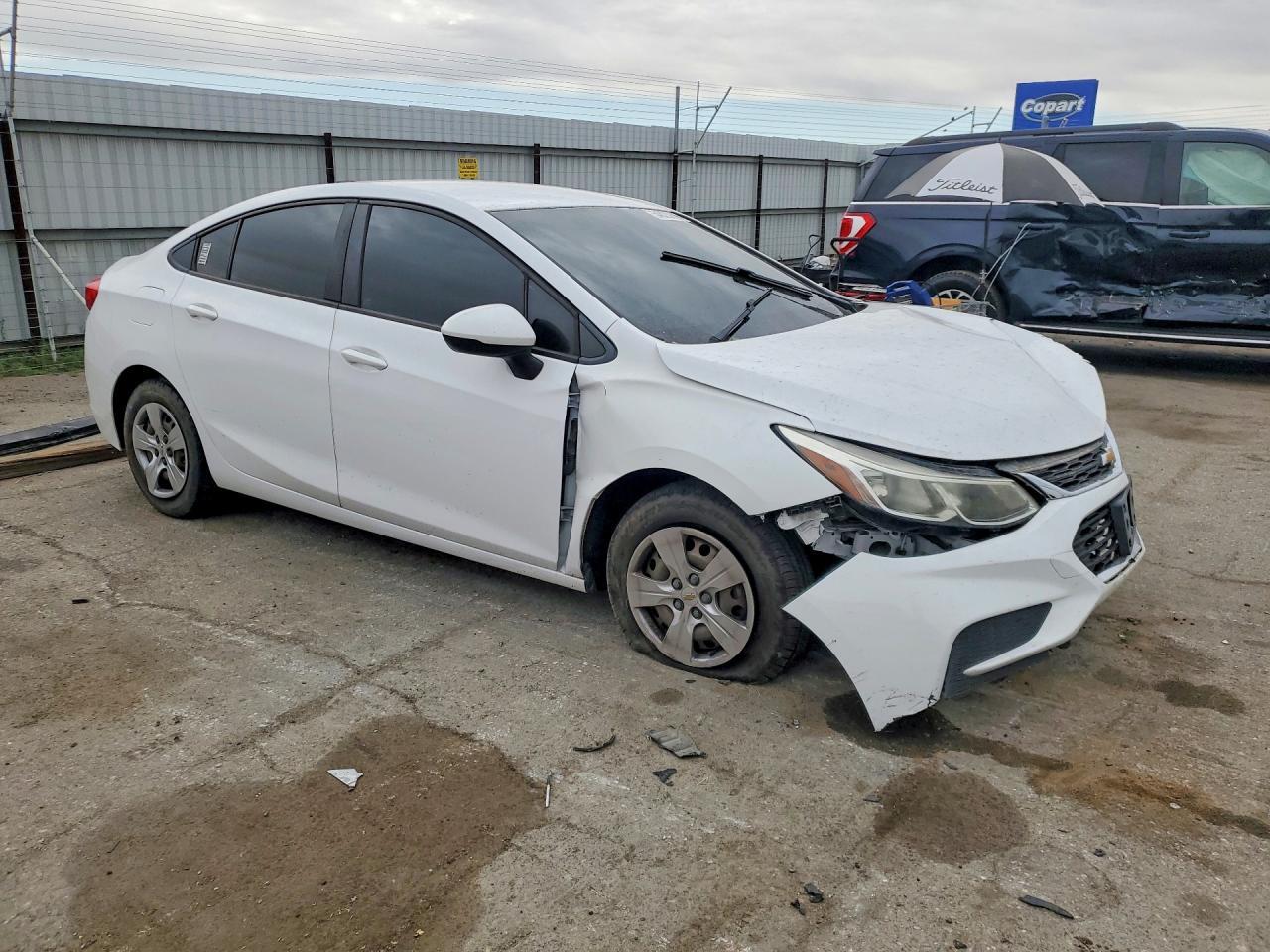 2017 Chevrolet Cruze Ls - Фото 4