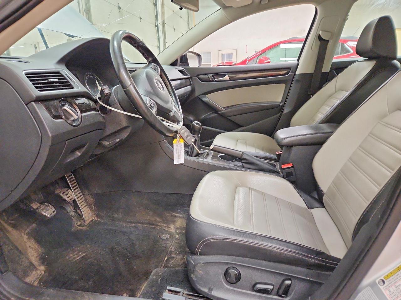 2015 Volkswagen Passat Se - Фото 7