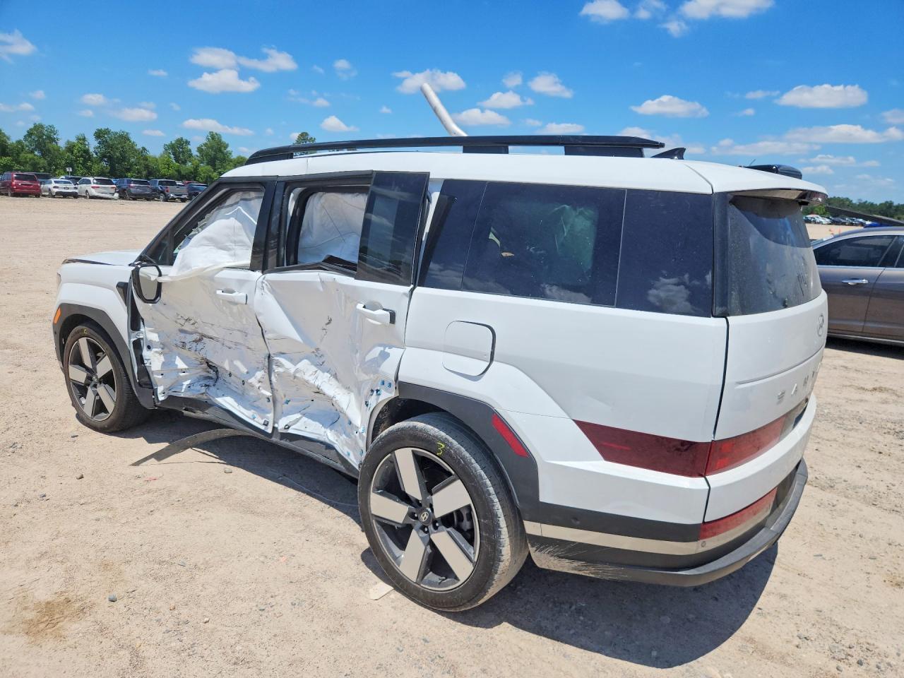 2024 Hyundai Santa Fe Limited - Image 2