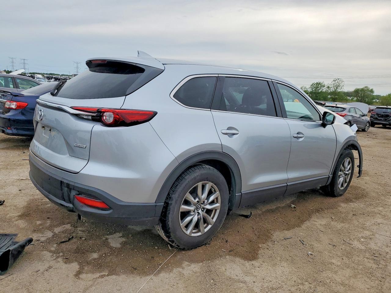 2019 Mazda Cx-9 Touring - Image 3