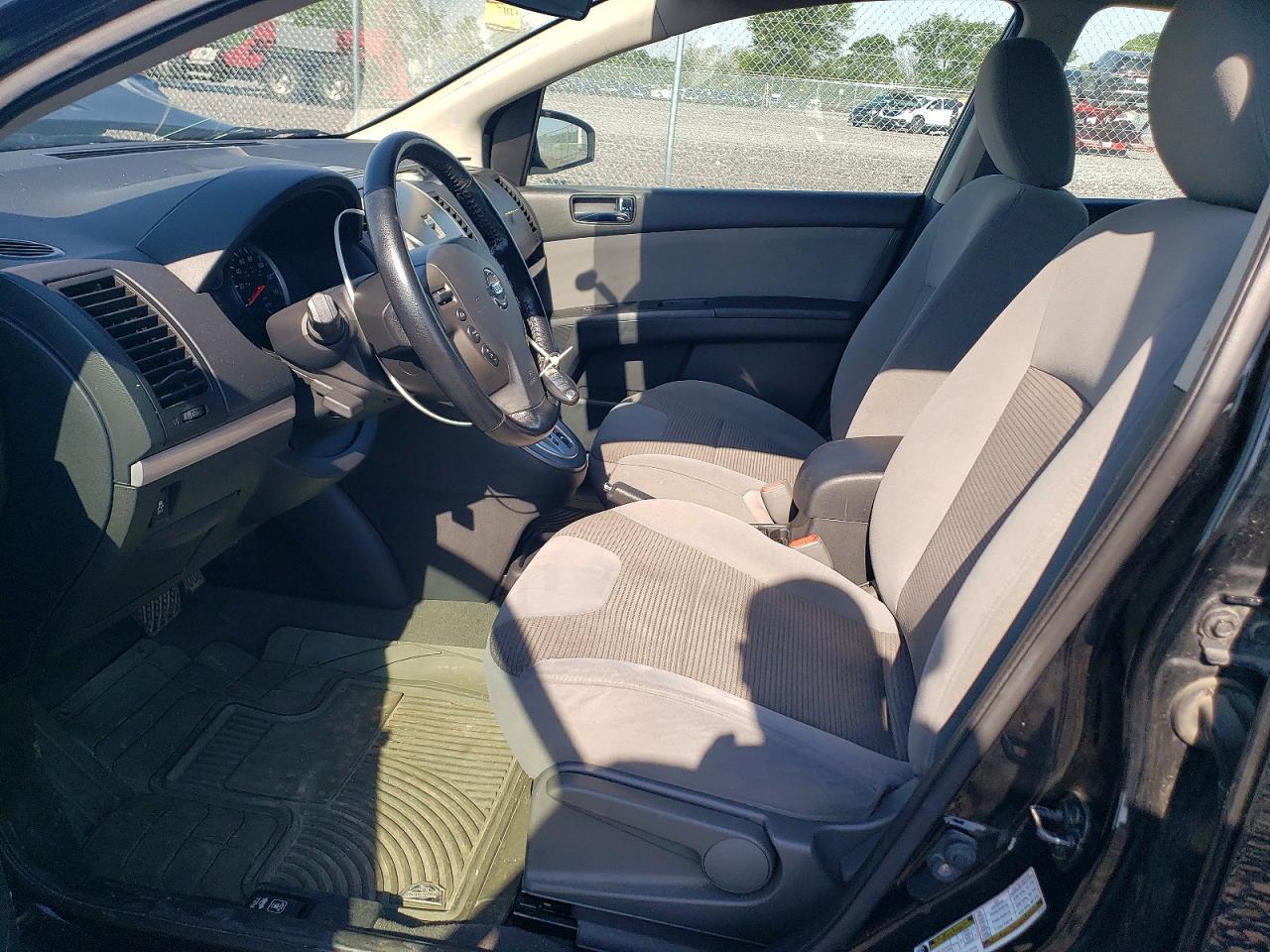 2012 Nissan Sentra - Image 7