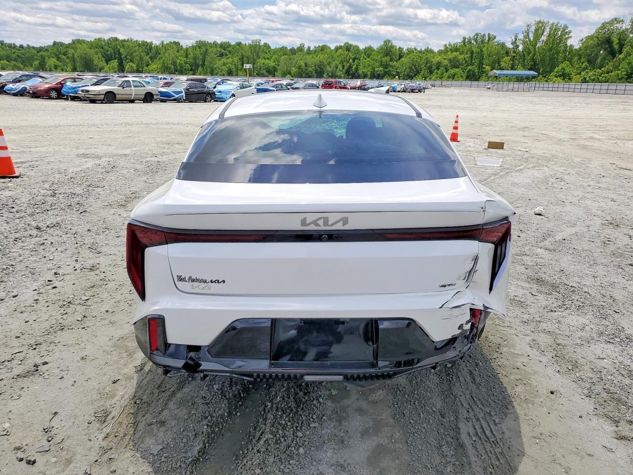 2025 Kia K4 Gt Line - Фото 6
