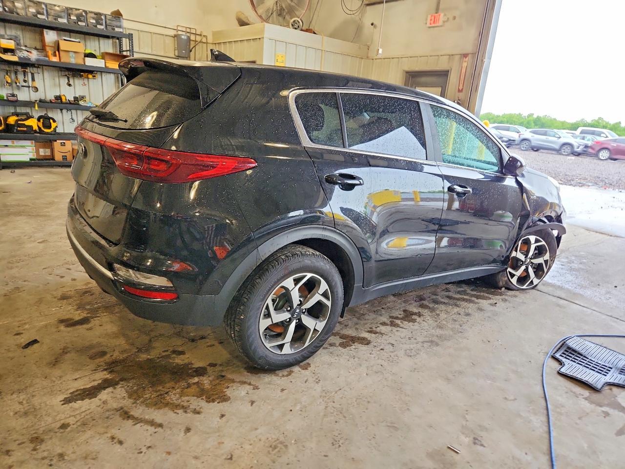 2020 Kia Sportage Lx - Image 3
