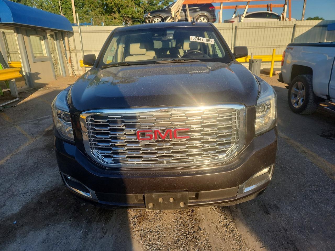 2018 GMC Yukon 1500 - Image 5