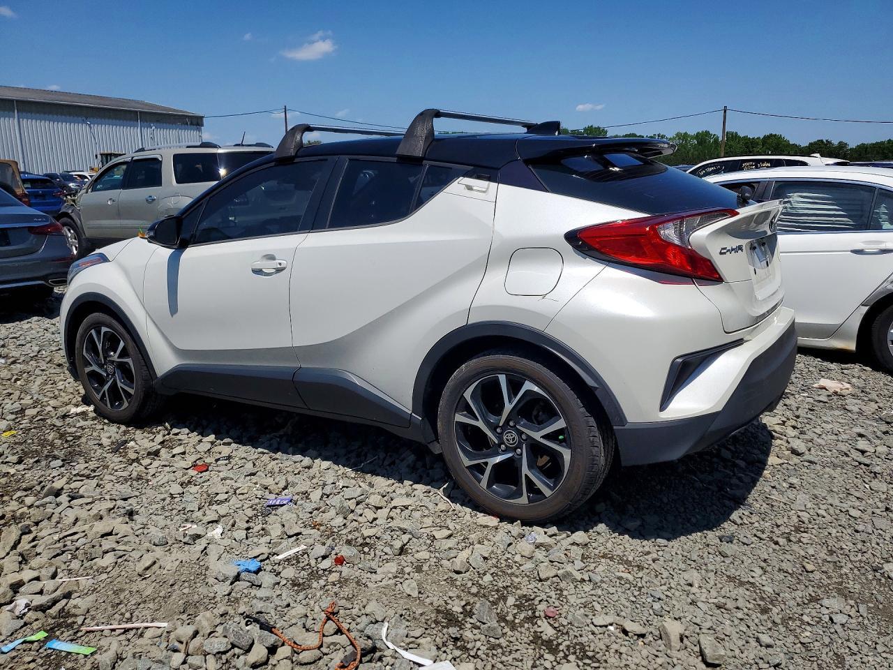 2020 Toyota C-Hr Xle - Фото 2