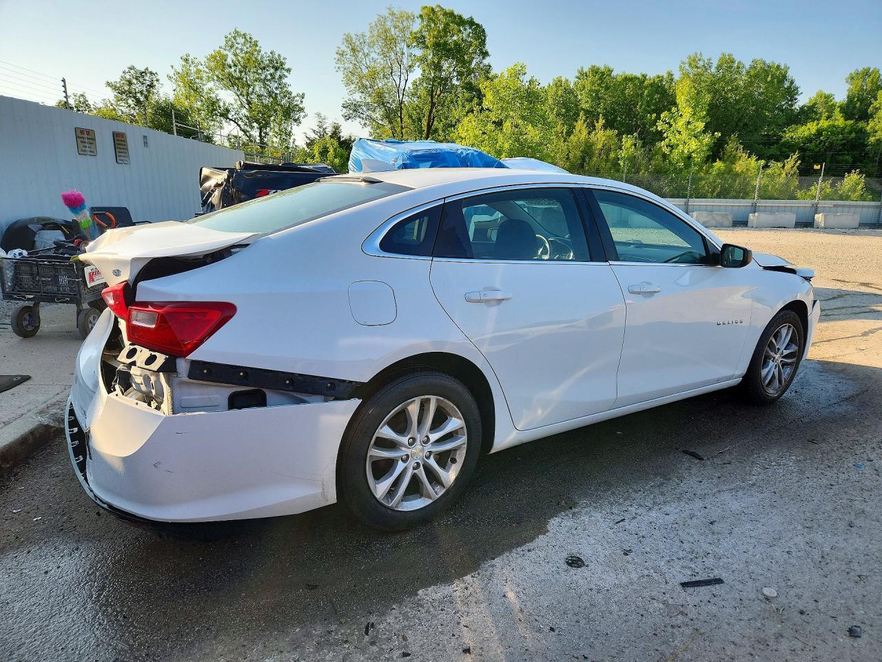 2018 Chevrolet Malibu Lt - Image 3