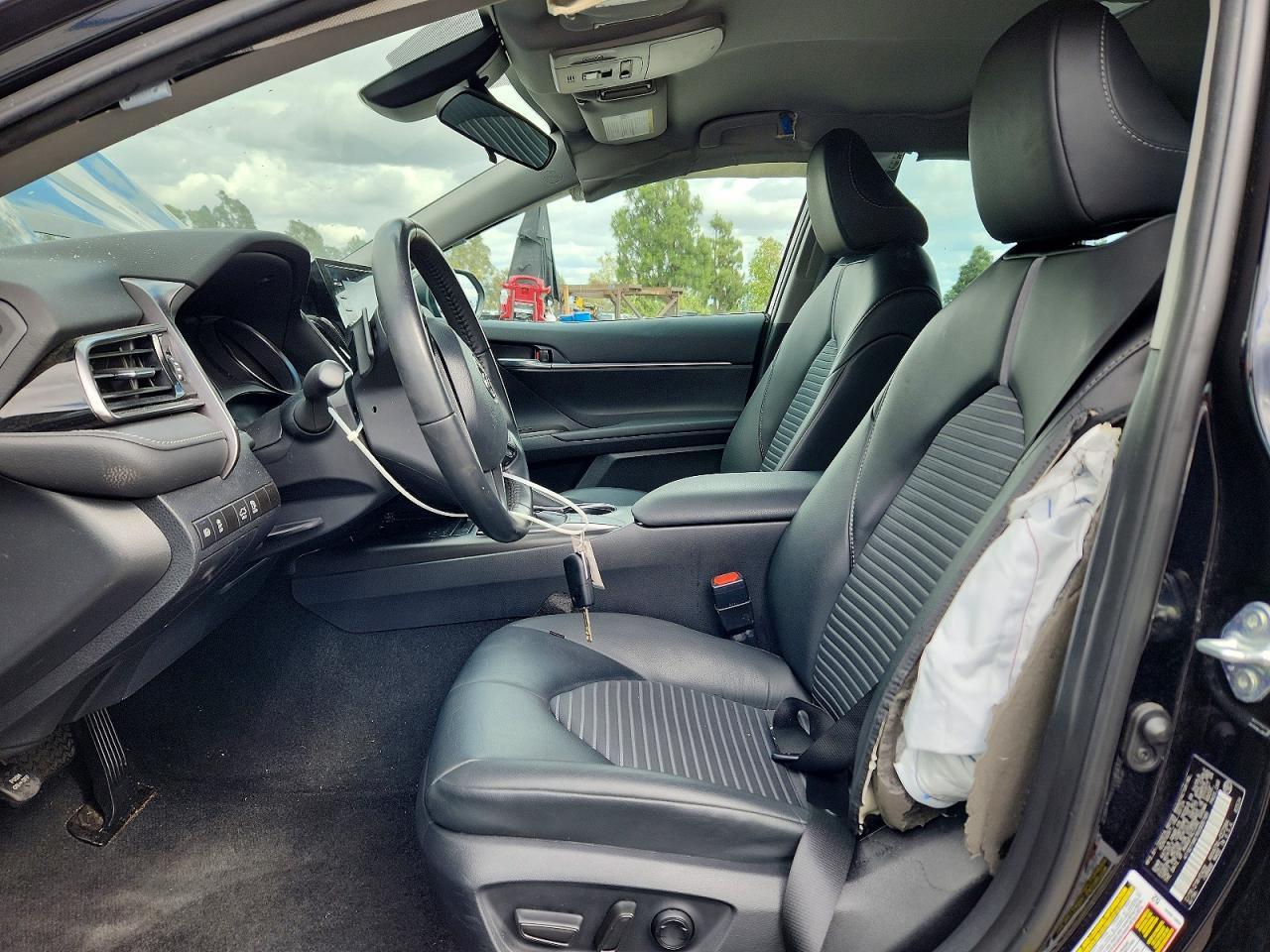 2024 Toyota Camry Se - Image 7