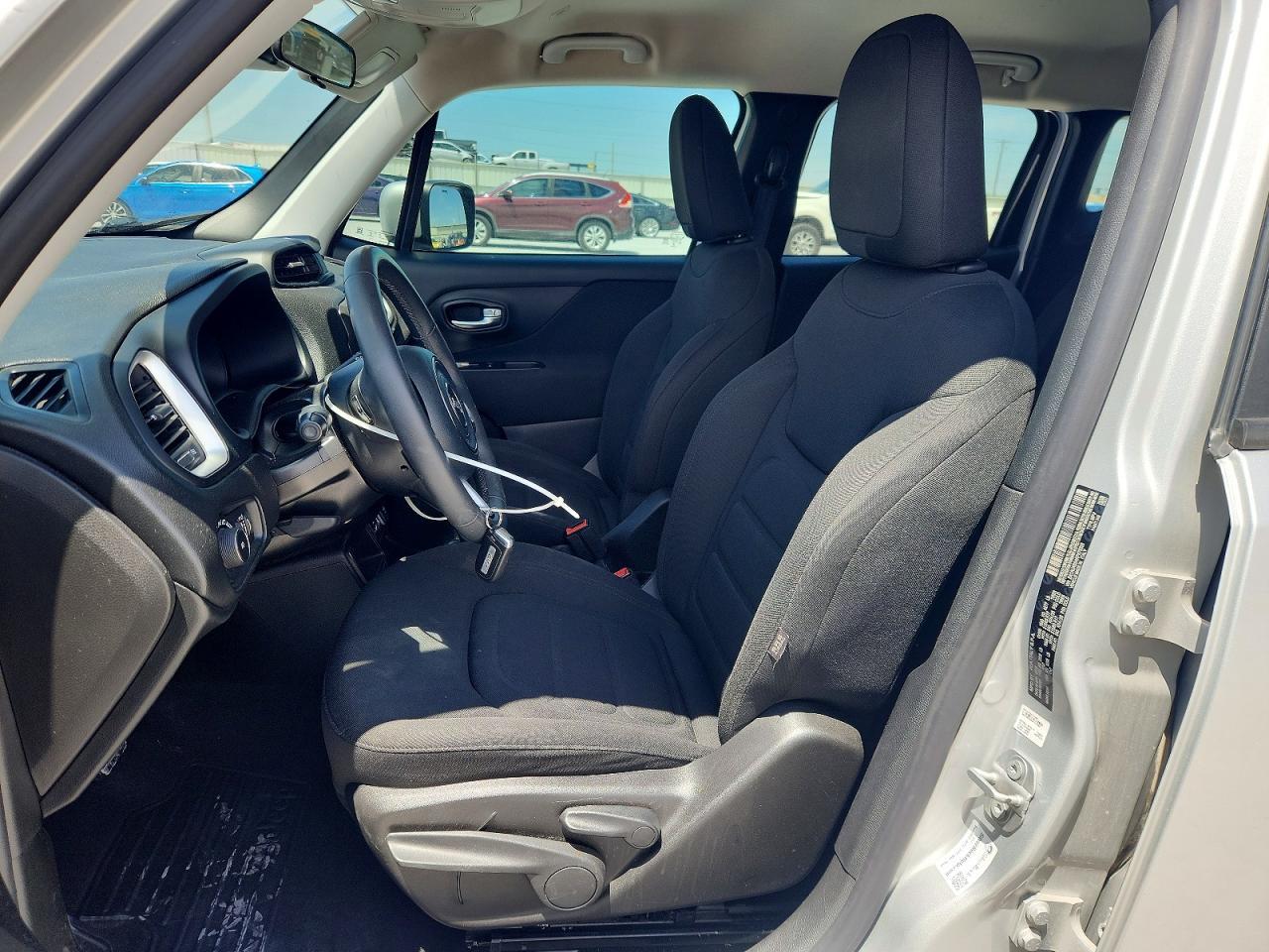 2019 Jeep Renegade Latitude - Image 7