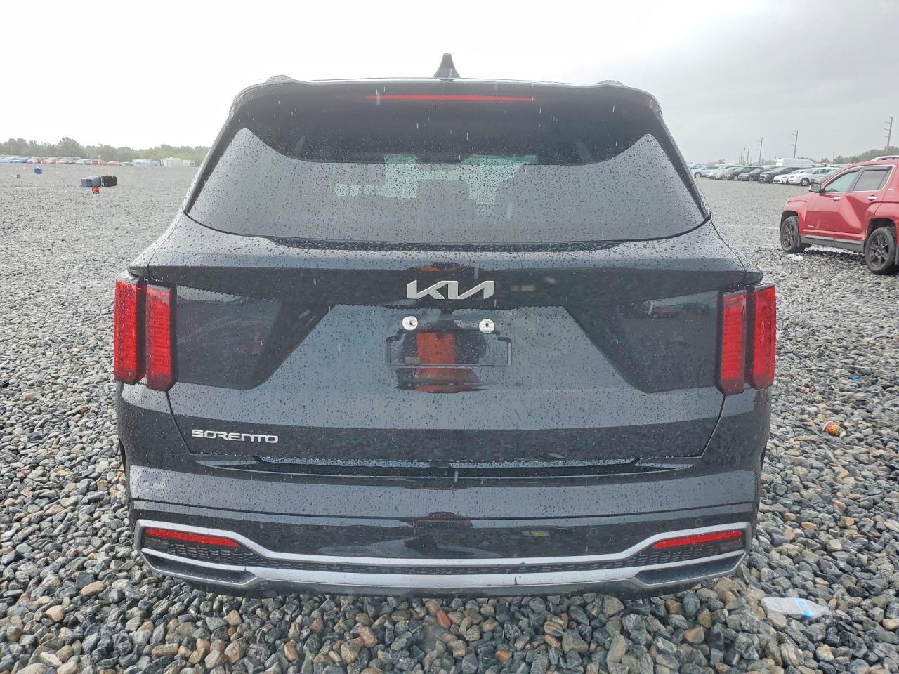 2023 Kia Sorento S - Фото 6