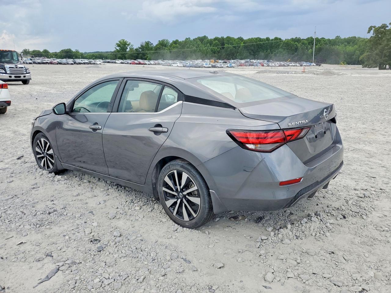 2022 Nissan Sentra Sv - Image 2