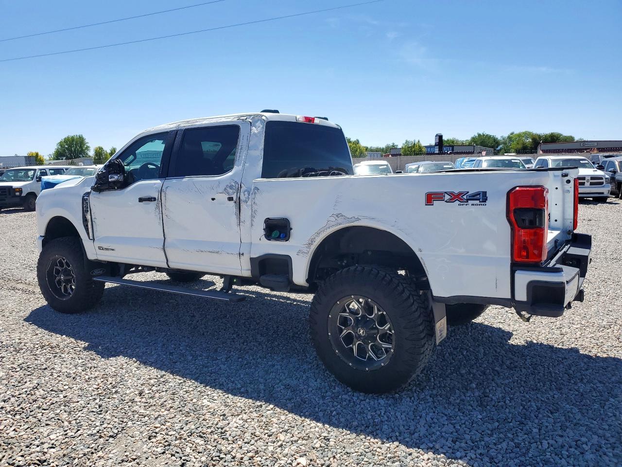 2024 Ford F350 Super Duty - Фото 2