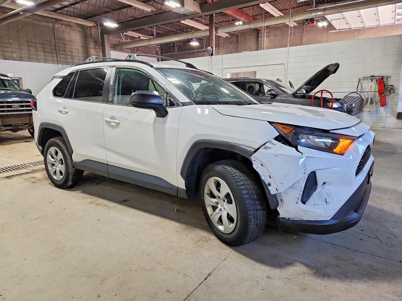 2019 Toyota Rav4 Le - Фото 4