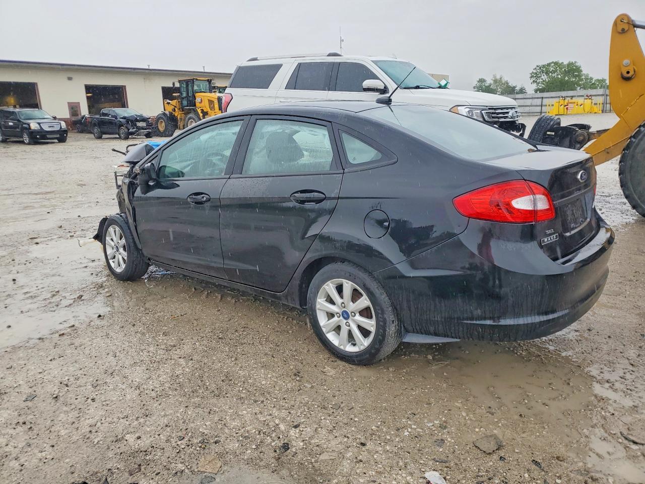 2012 Ford Fiesta Sel - Фото 2