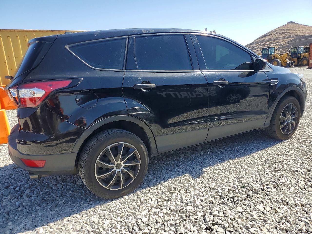 2018 Ford Escape S - Image 3