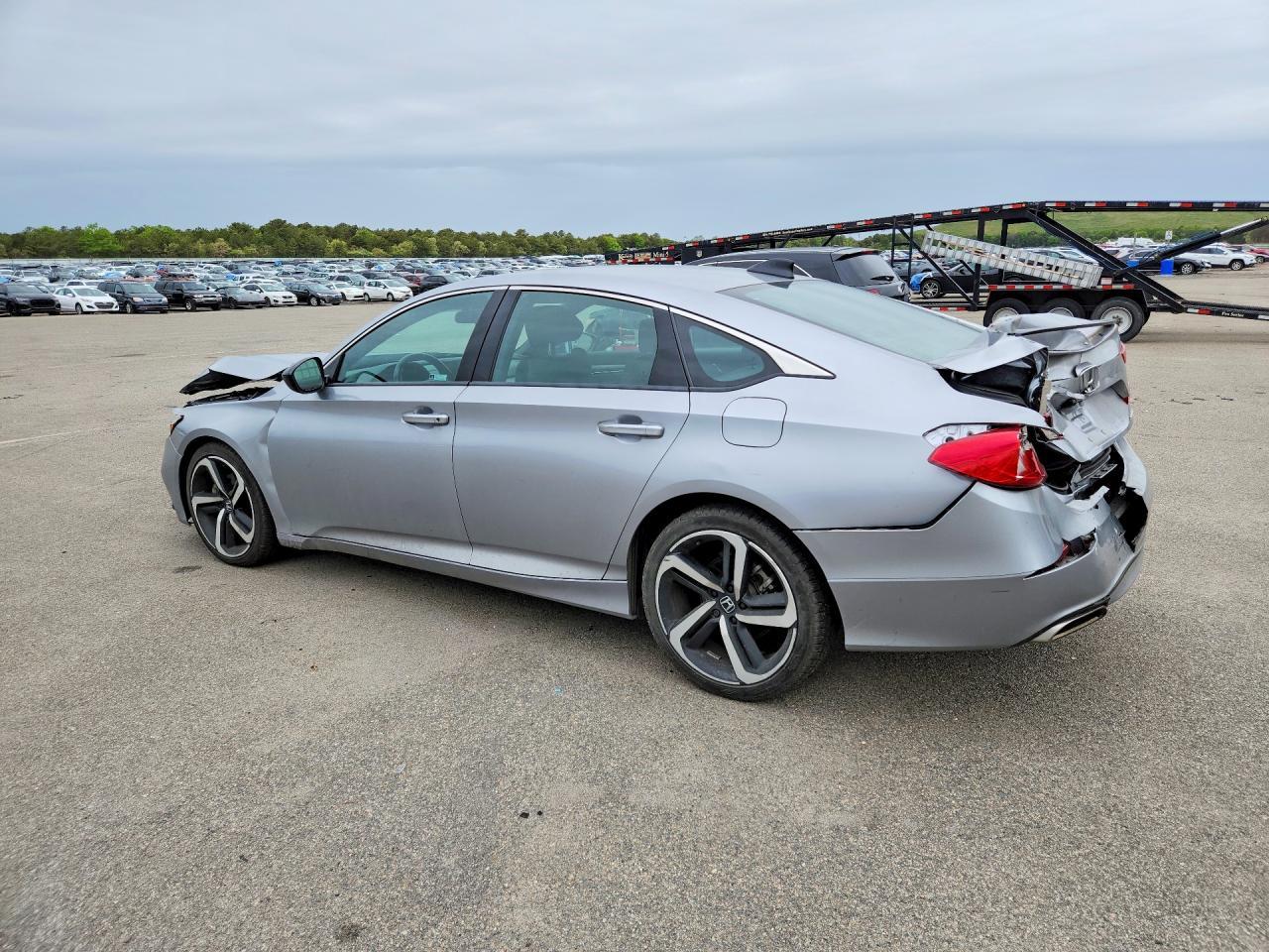 2022 Honda Accord Sport - Image 2