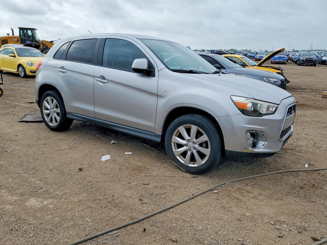 2014 Mitsubishi Outlander Sport Es - Фото 4