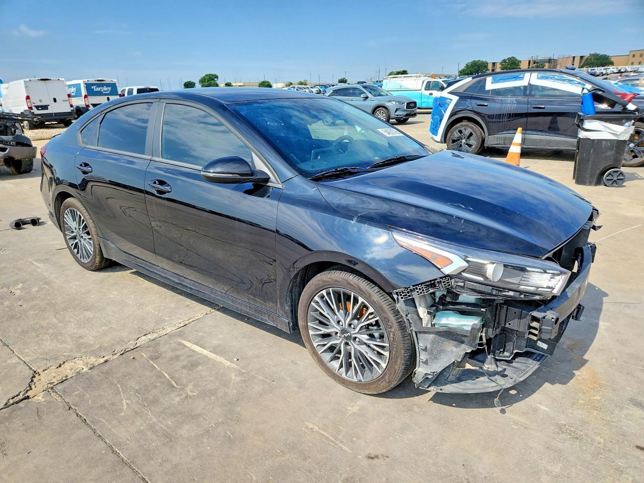 2023 Kia Forte Gt Line - Фото 4