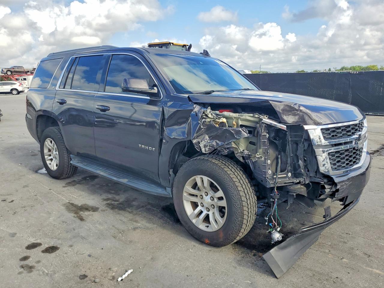2017 Chevrolet Tahoe C1500 Lt - Фото 4