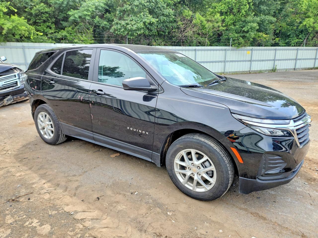 2024 Chevrolet Equinox Ls - Image 4