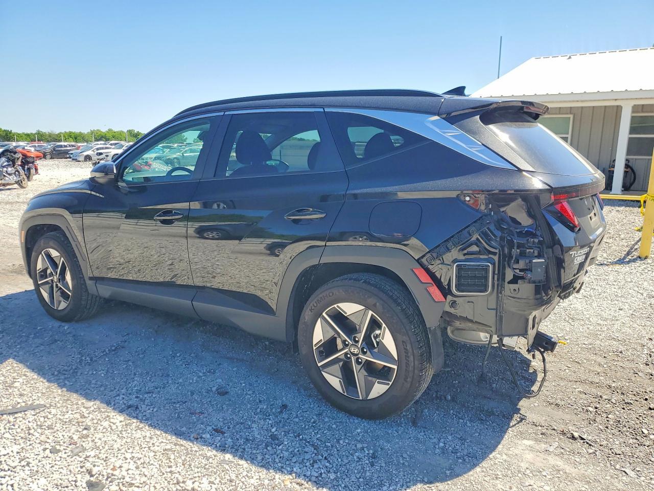 2025 Hyundai Tucson Sel - Image 2