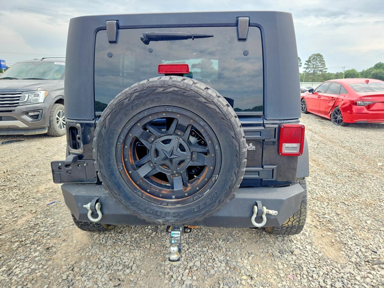 2009 Jeep Wrangler Unlimited Rubicon - Image 6