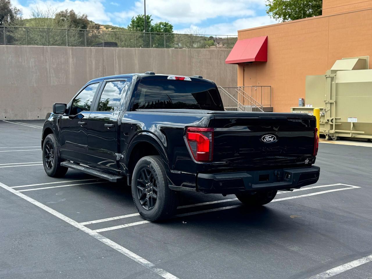 2025 Ford F150 Stx - Фото 3