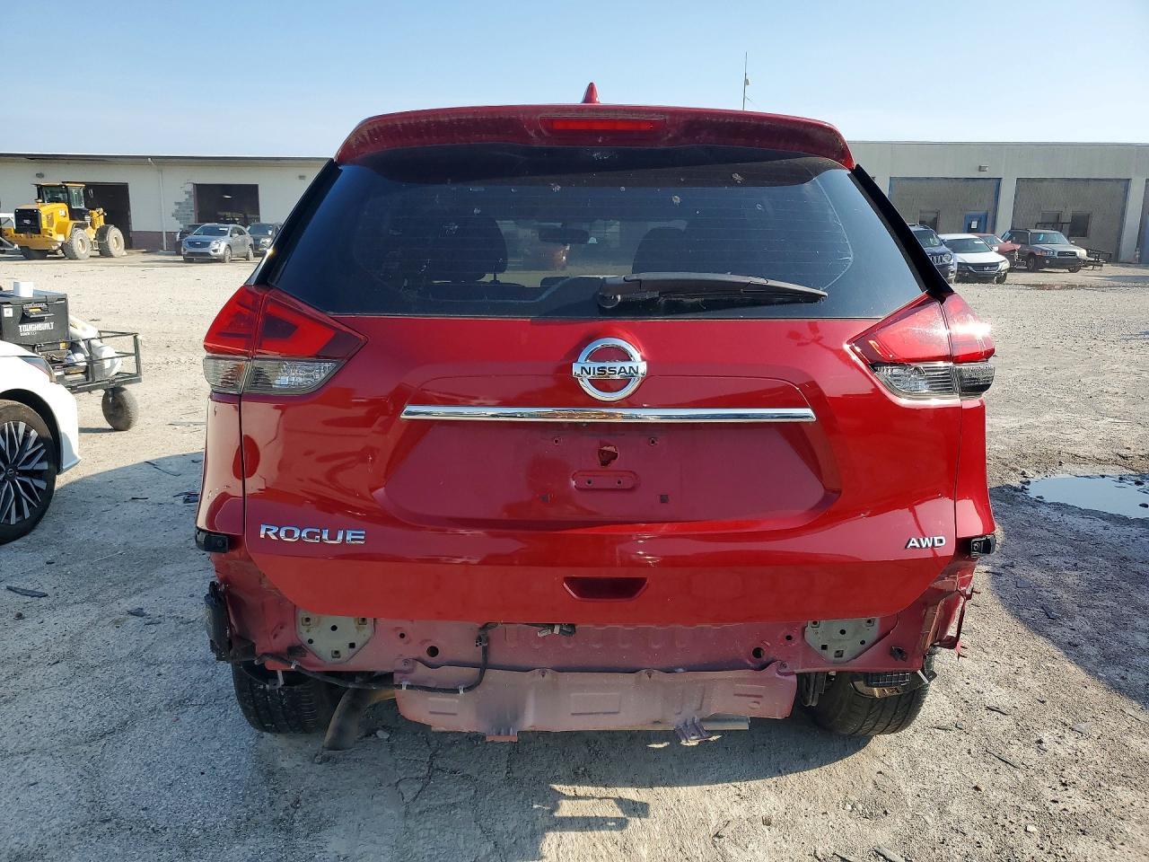 2017 Nissan Rogue S - Фото 6