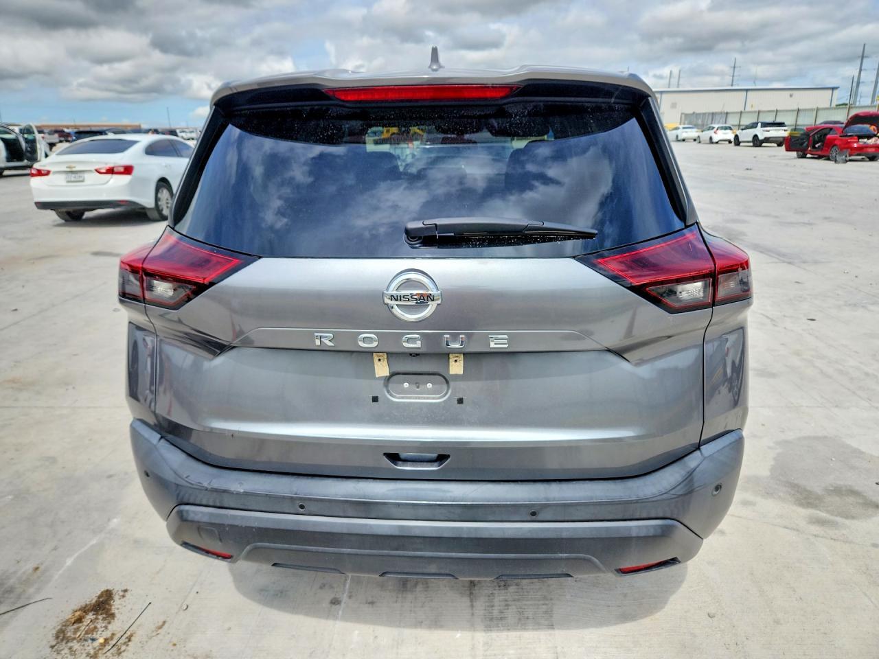 2021 Nissan Rogue S - Image 6