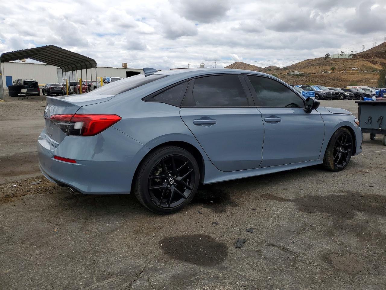 2023 Honda Civic Sport - Image 3