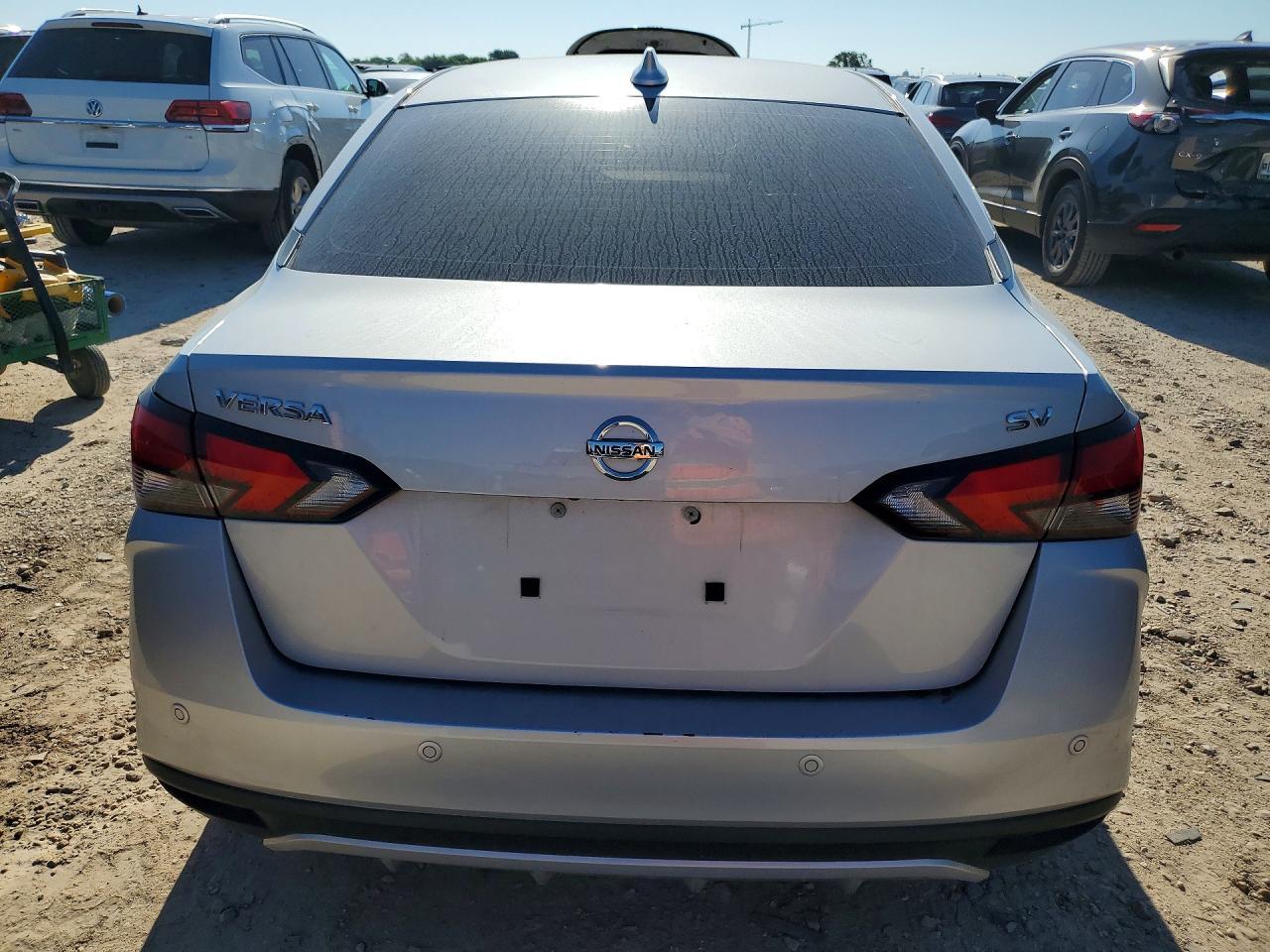 2021 Nissan Versa Sv - Фото 6