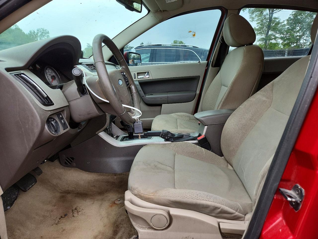 2010 Ford Focus Ses - Фото 7