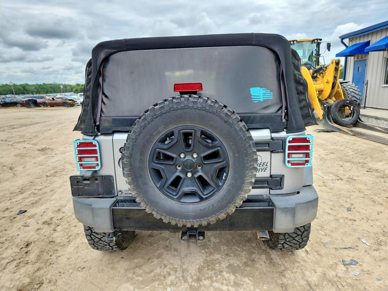 2015 Jeep Wrangler Sport - Фото 6