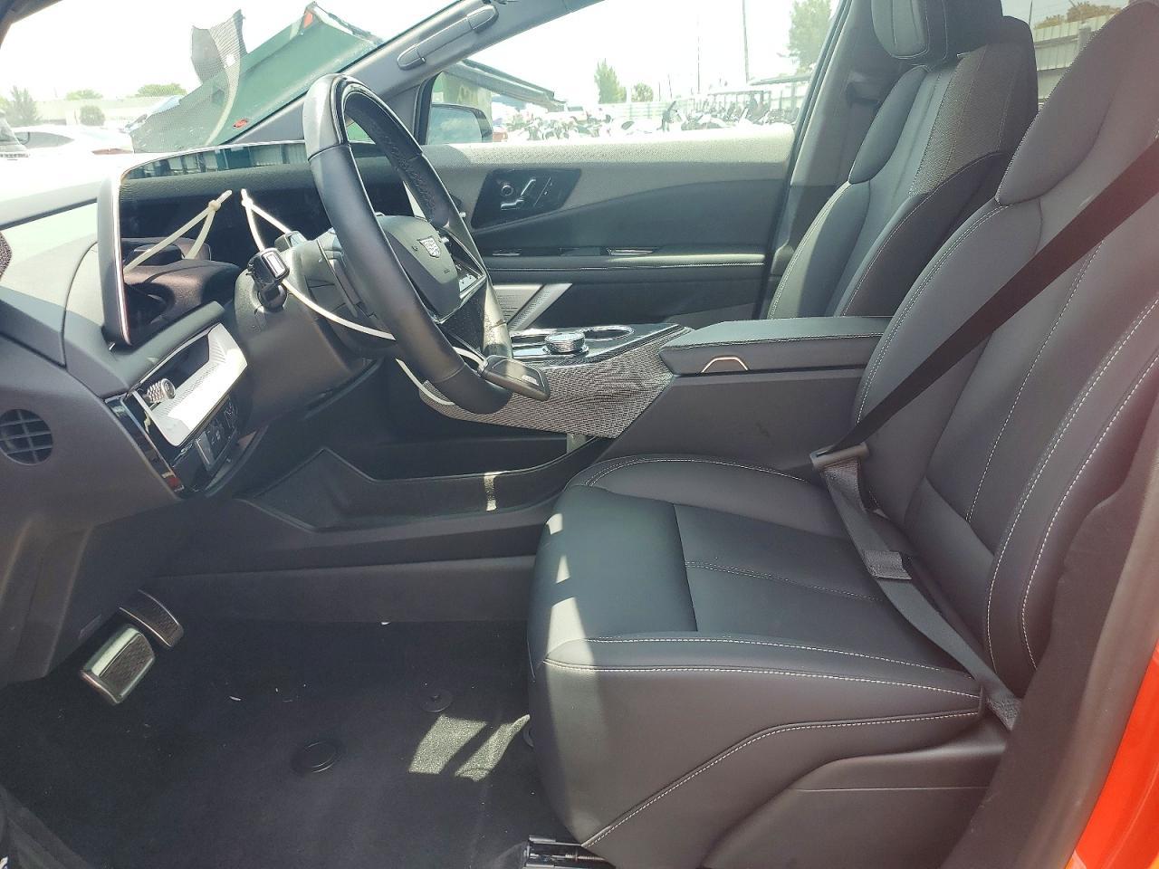 2025 Cadillac Optiq Sport - Image 7