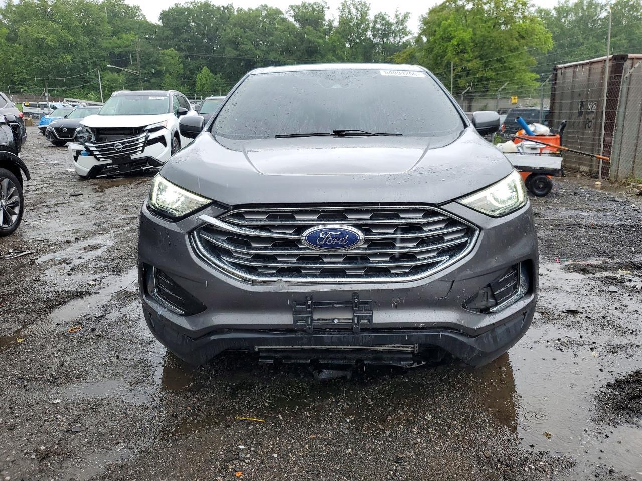 2022 Ford Edge Sel - Image 5