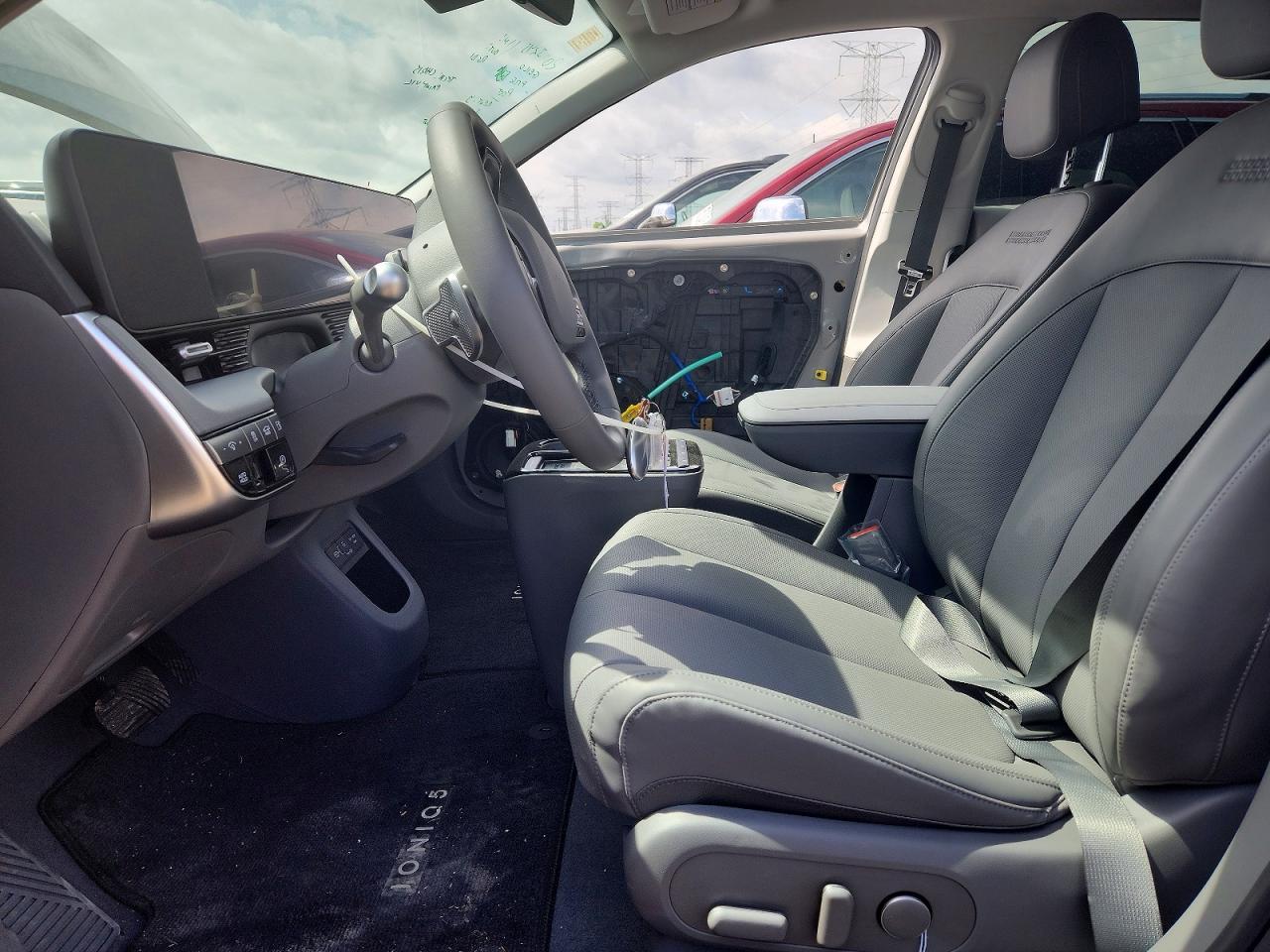 2026 Hyundai Ioniq 5 Sel - Image 7
