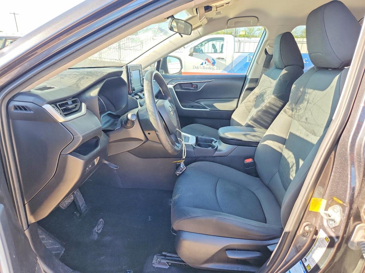 2021 Toyota Rav4 Le - Фото 7