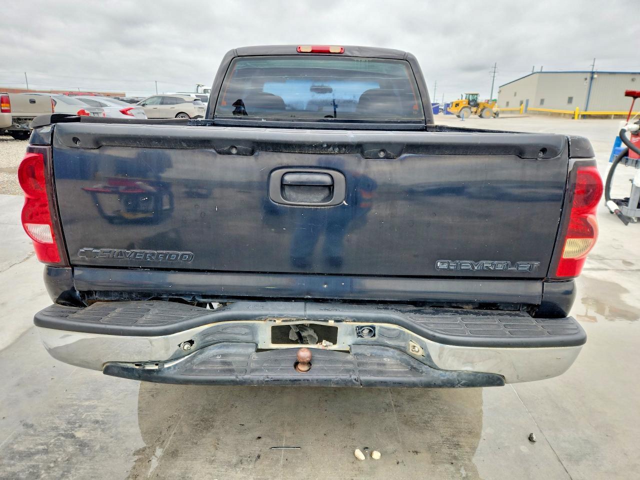 2005 Chevrolet Silverado C1500 - Image 6