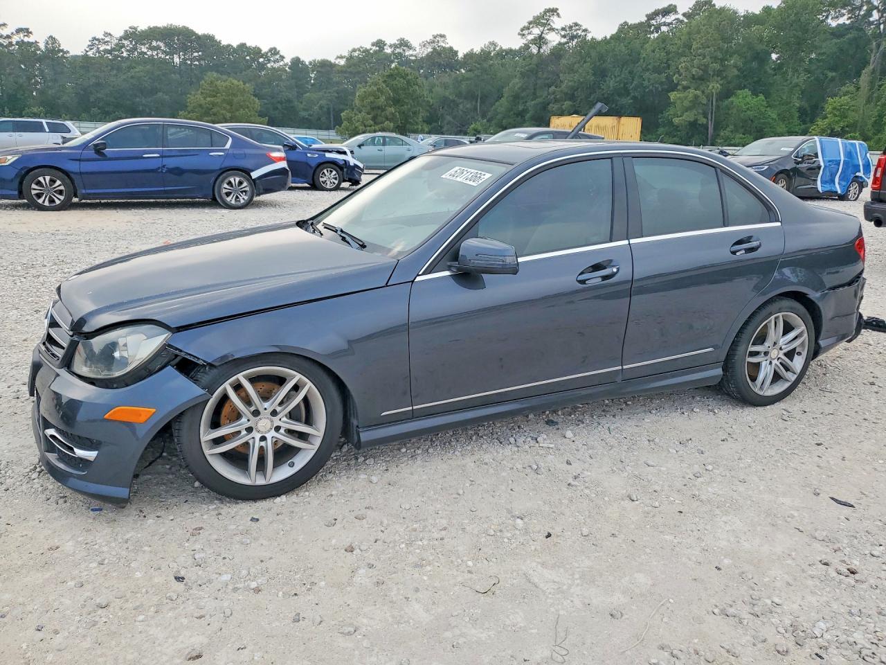 2014 Mercedes-Benz C 250