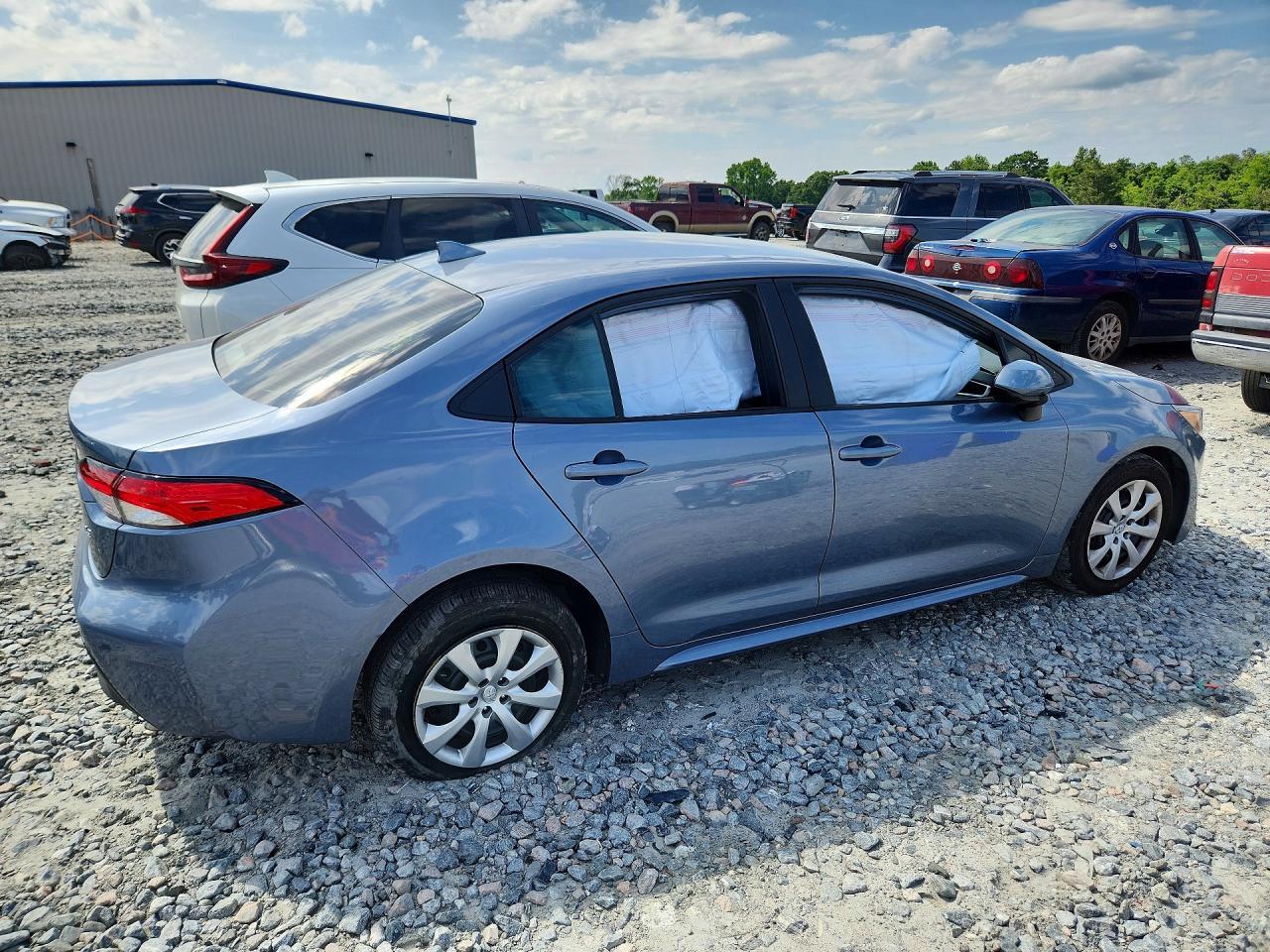 2025 Toyota Corolla Le - Фото 3