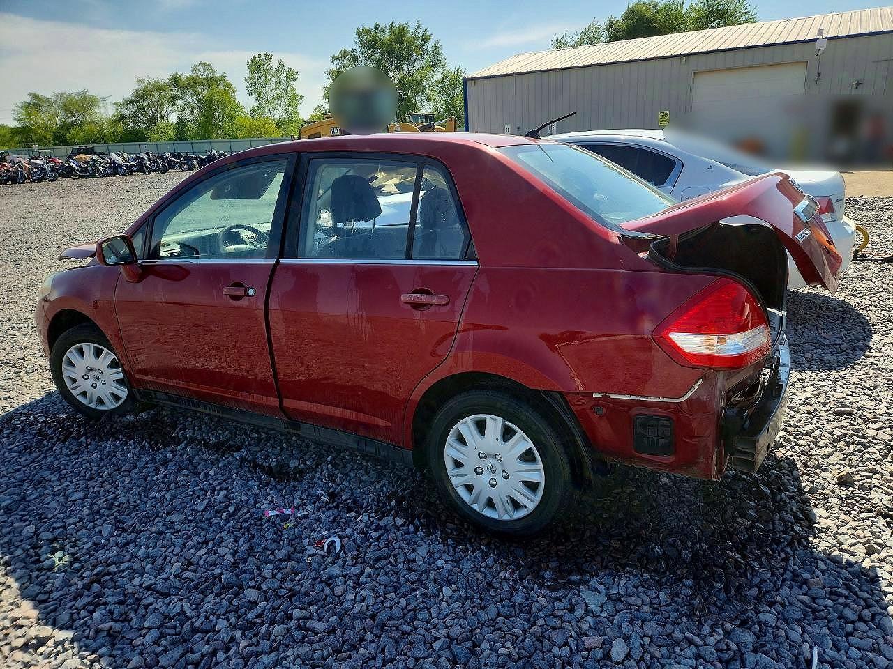 2008 Nissan Versa S/Sl - Фото 2