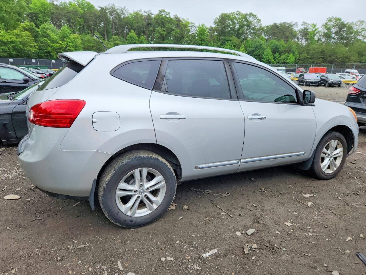 2015 Nissan Rogue Select S - Фото 3