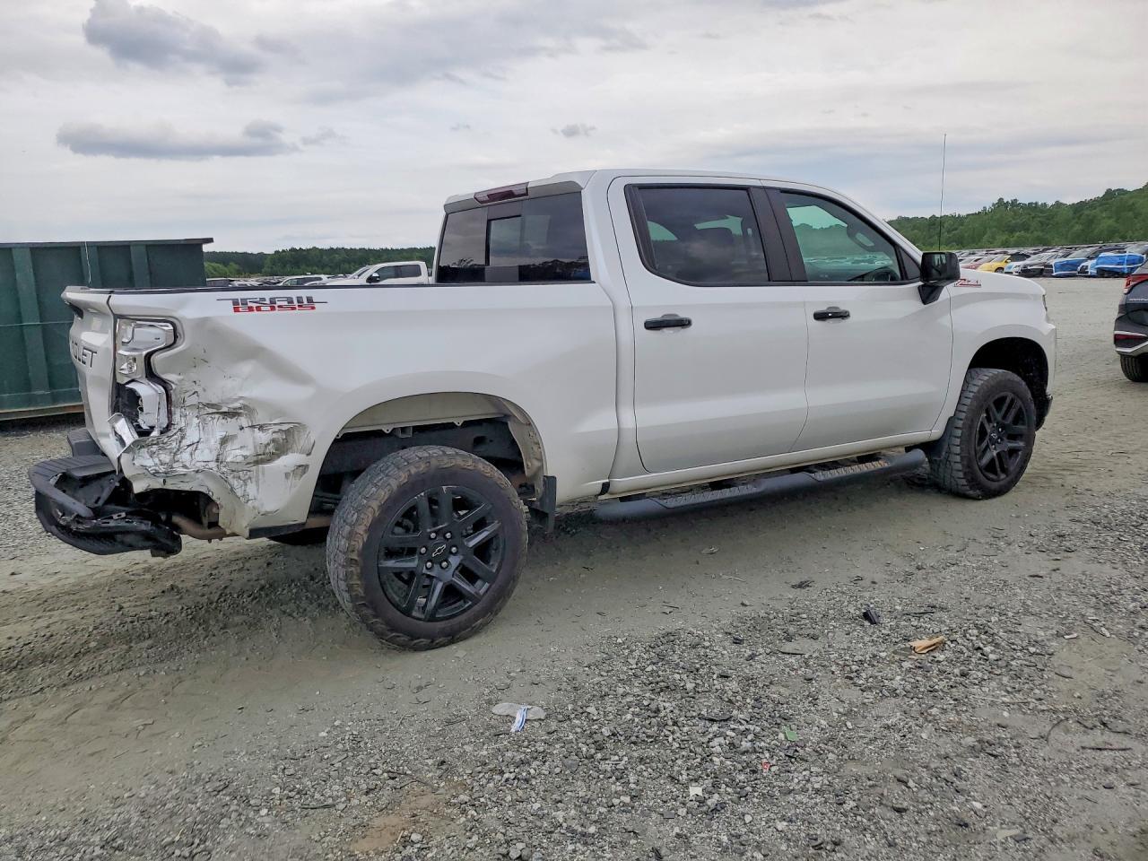 2021 Chevrolet Silverado K1500 Lt Trail Boss - Фото 3
