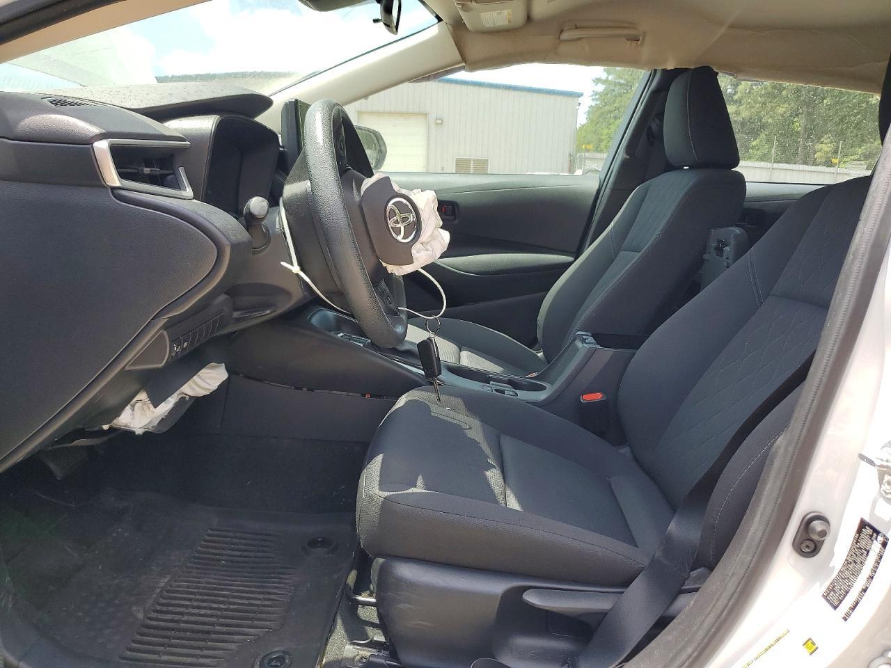 2023 Toyota Corolla Le - Image 7