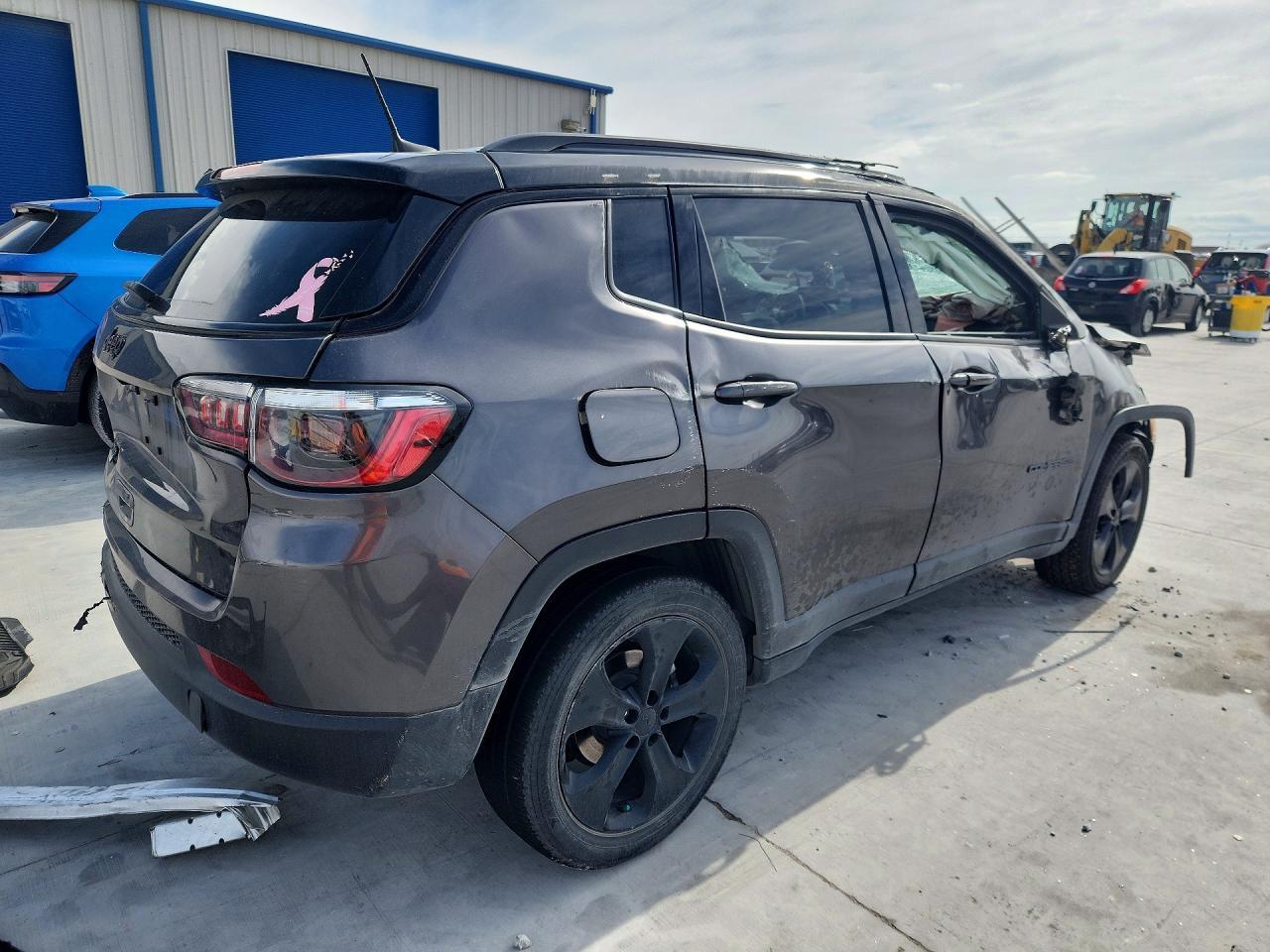 2021 Jeep Compass Latitude - Фото 3