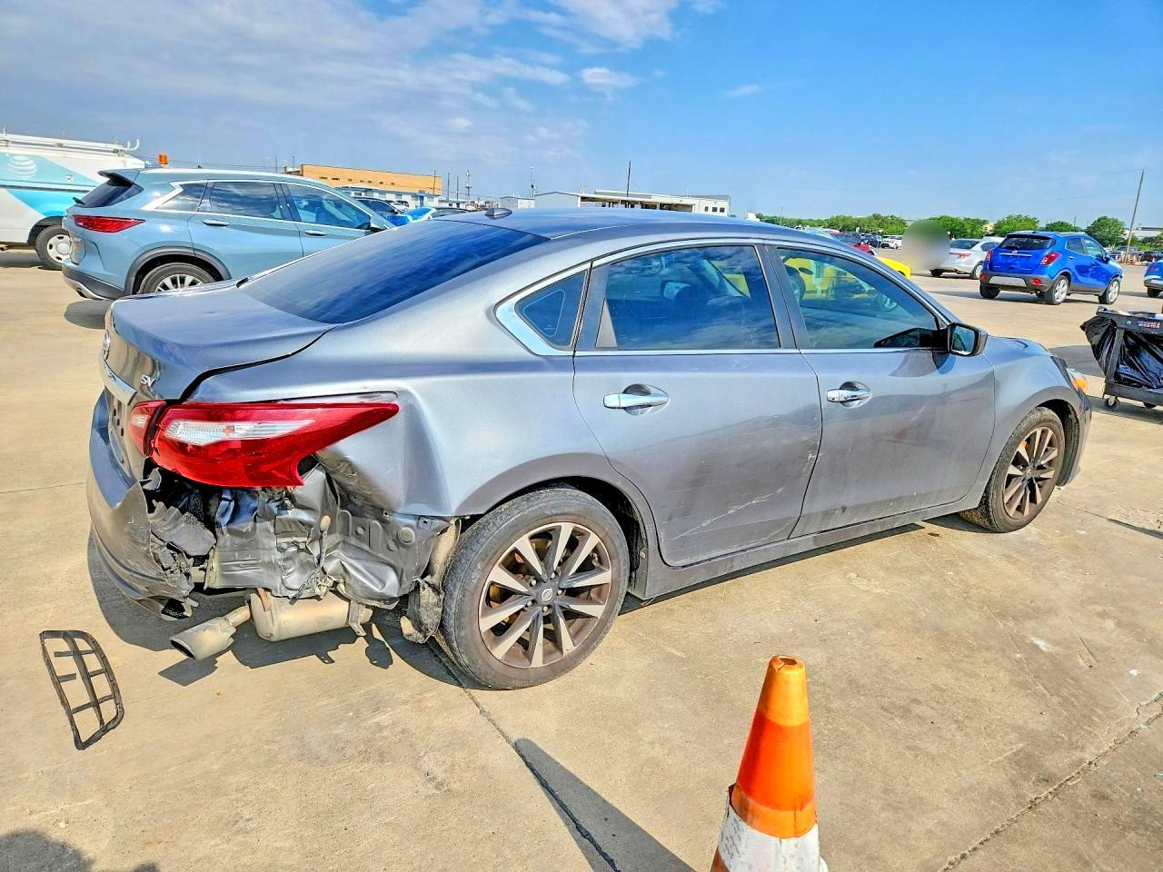 2018 Nissan Altima 2.5 Sv - Image 3