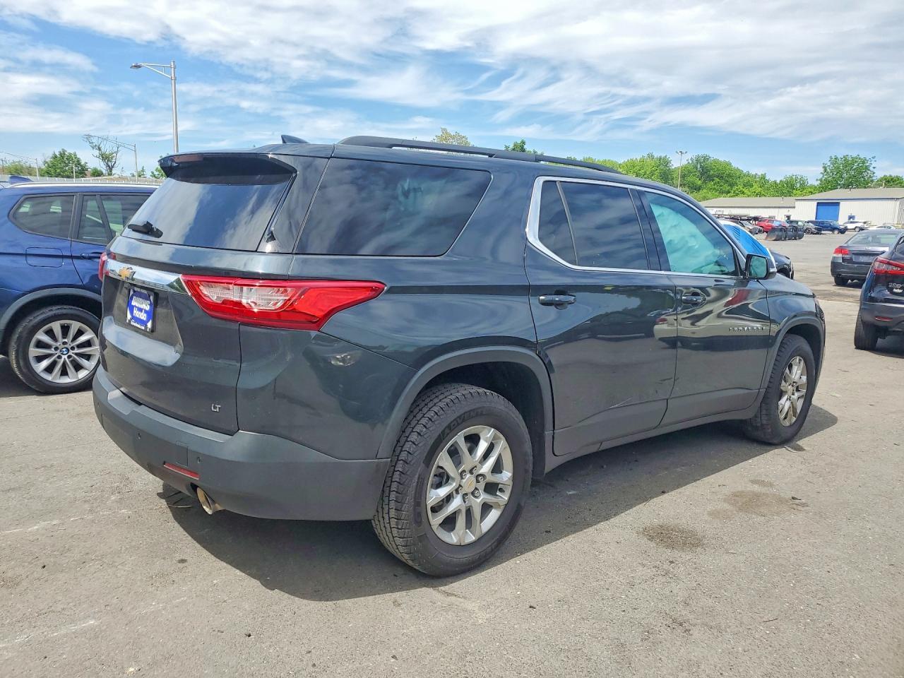 2020 Chevrolet Traverse Lt - Фото 3