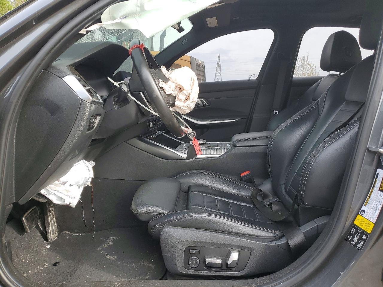 2019 BMW 330Xi - Фото 7